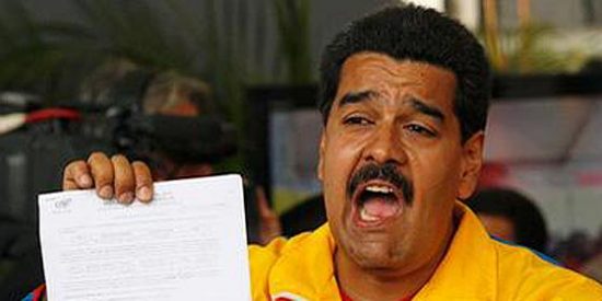 Nicol&aacute;s Maduro: "Si pierdo hoy las elecciones, har&eacute; oposici&oacute;n de lucha de calle"