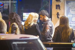 Una advertencia a Olvido Hormigos y a ese visionario llamado To&ntilde;o Sanch&iacute;s: se os ve mucho el plumero