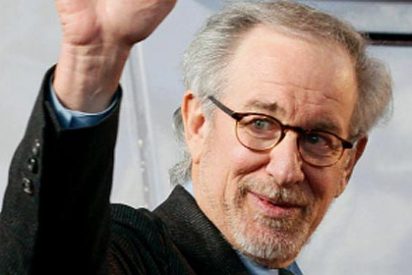 Kendrick Lamar brilla en los Grammy 2026 con cinco premios mientras Spielberg alcanza el EGOT