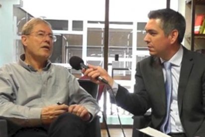 F&eacute;lix de Az&uacute;a: "Cuando vi aparecer a Verstrynge supe que al 15-M ya se lo hab&iacute;an cargado"