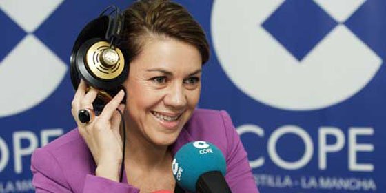 Los datos del CIS colocan a Cospedal en posición de revalidar su victoria en C-LM
