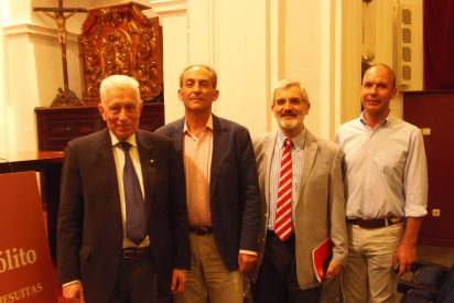 Guillermo Rodr&iacute;guez-Izquierdo: "Los jesuitas pueden ayudar a cada persona a encontrar su camino"