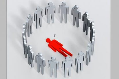 La CEOE pide que se elimine el permiso de cuatro d&iacute;as por defunci&oacute;n de un familiar