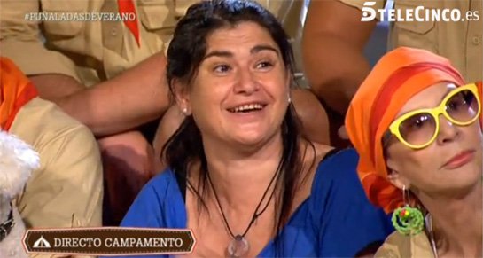 Las piernas de Sonia Ferrer, el estigma de Olvido Hormigos y una "gorda" y arruinada Luc&iacute;a Etxebarr&iacute;a en el estreno de 'Campamento de verano'