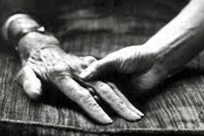 &iquest;Qu&eacute; hay detr&aacute;s del extra&ntilde;o aumento de muertes de ancianos en Europa?