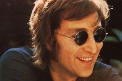 Un dentista compra una muela de John Lennon en una subasta y quiere clonarlo