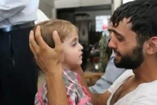 [V&iacute;deo] Siria: Desgarrador encuentro con su peque&ntilde;o tras haberle dado por muerto