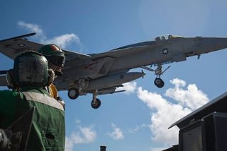 EEUU y Reino Unido amenazan a Siria con un ataque militar