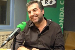 Alsina le da duro a La Vanguardia: "Ver enlazado un v&iacute;deo titulado 'ni&ntilde;os educados en el odio a Espa&ntilde;a' habr&aacute; dejado turulato al Conde God&oacute;".