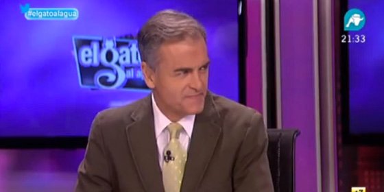 Carmelo Encinas: "El nacionalismo est&aacute; pervirtiendo la Historia y quiere demostrar que Col&oacute;n es catal&aacute;n, &iexcl;joder, se le va la olla!"