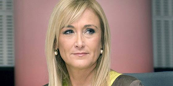 Cristina Cifuentes abandona la UCI y seguirá la recuperación en planta