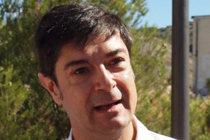 La doble moral de &Aacute;vila: pide a la Junta dinero para la UCLM pero &eacute;l no paga al patronato