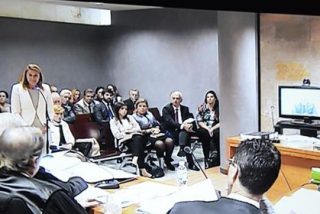 Defensa de Cospedal: "B&aacute;rcenas s&oacute;lo cuenta con su declaraci&oacute;n, que no vale nada"