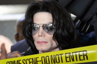 Michael Jackson se ha convertido este a&ntilde;o en la persona m&aacute;s rica del cementerio