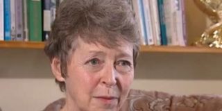 Una abuela descubre en pleno vuelo tomando un gin tonic que la han mandado al Caribe en vez de a Granada
