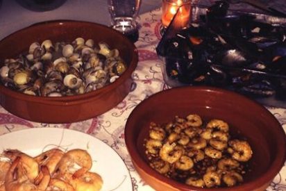 Se pega una cena de órdago con ‘su Miss’