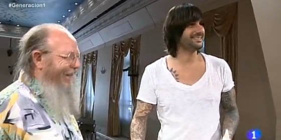 Melendi, ¿pero qué has hecho?: el ex de 'La Voz' hace de coach de ancianos en 'Generación Rock' (TVE)