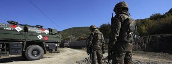 Procesan a una militar de la OTAN por salvar la vida de una gata en Kosovo