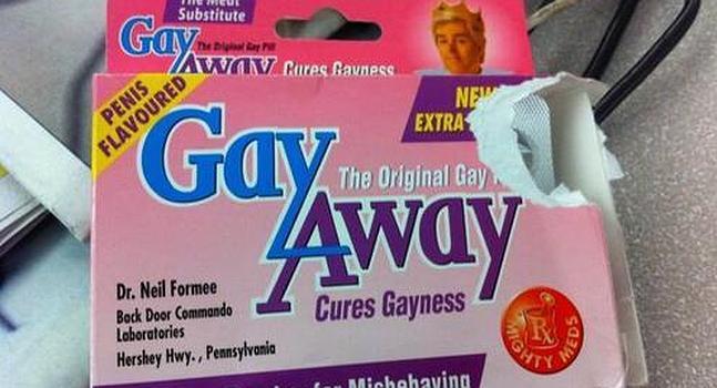 Las pastillas 'Gay Away' con sabor a pene que 'curan' a homosexuales sin remedio levantan ampollas