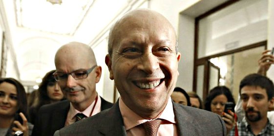 Educación no quiere ser morosa: "Los alumnos con beca Erasmus cobrarán antes de Navidad"