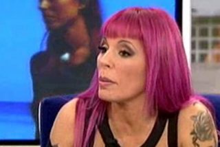 La explosiva Chiqui Mart&iacute; ('Cr&oacute;nicas Marcianas') sale del armario en el 'Deluxe': "Me encanta el sexo con mi novia"