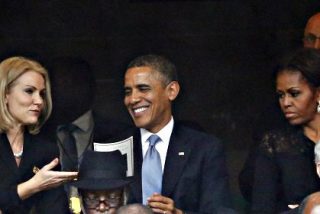La explosiva primera ministra danesa defiende su 'selfie' con Obama y Cameron