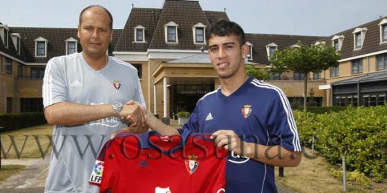 Osasuna rescinde el contrato de Ariel