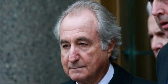 A Madoff le da un infarto de cuidado en la c&aacute;rcel y encima dice que est&aacute; enfermo de los ri&ntilde;ones