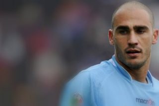 Valencia y Betis quieren a Cannavaro