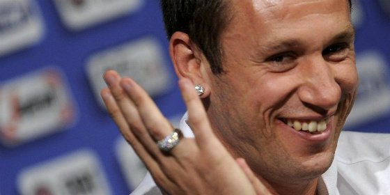 Cassano podría cambiar de aires este mes