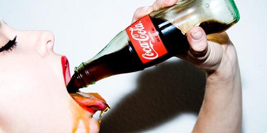 El colorante que le ponen a la Coca Cola y otros refrescos lleva una sobredosis de un qu&iacute;mico cancer&iacute;geno