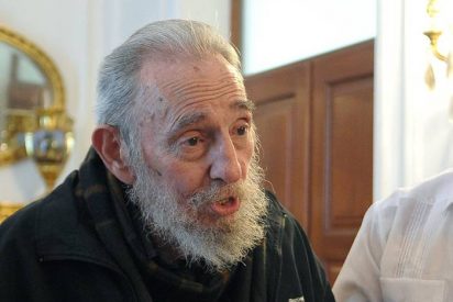 Y a los nueve meses... Fidel Castro reapareci&oacute; vivito y coleando