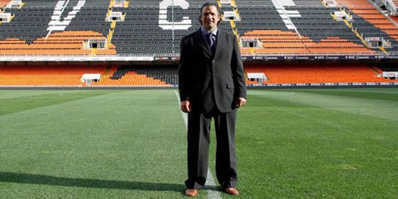 El inmenso traje de Pizzi sigue dando que hablar