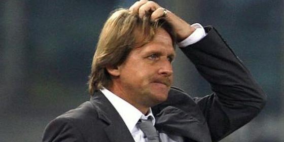 Schuster arremete contra José Sosa