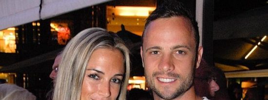 Oscar Pistorius vio pel&iacute;culas er&oacute;ticas antes de asesinar a tiros a Reeva Steenkamp