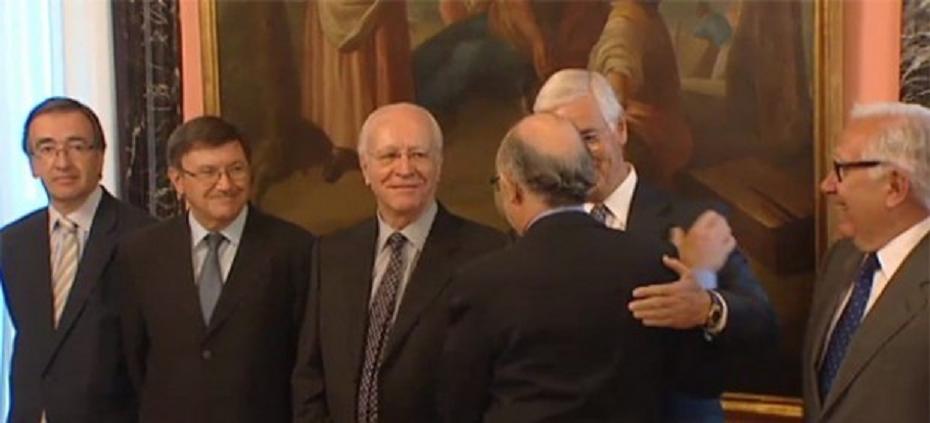 El comit&eacute; de sabios riza el rizo y pide ampliar el control patrimonial a todos los sujetos al IRPF