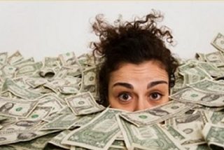 Aumenta en Espa&ntilde;a la injusta brecha salarial entre sexos: ellas ganan un 17,8% menos