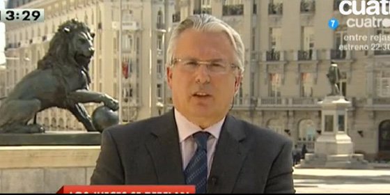 Garz&oacute;n intenta recuperar protagonismo atacando a Losantos por el 11-M