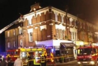 Un p&aacute;jaro con un cigarrillo en la boca causa un pavoroso incendio en una vivienda