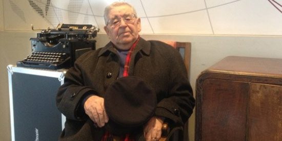 [V&Iacute;DEO-ENTREVISTA] F&eacute;lix Pacho: "A Camilo Jos&eacute; Cela le llama el Rey para hacerle senador y que corrigiera estil&iacute;sticamente la Constituci&oacute;n"