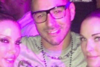 Benzema, con dos 'prostitutas' en la noche de Madrid