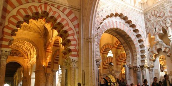 Grupos isl&aacute;micos est&aacute;n detr&aacute;s de la campa&ntilde;a para expropiar la catedral de C&oacute;rdoba