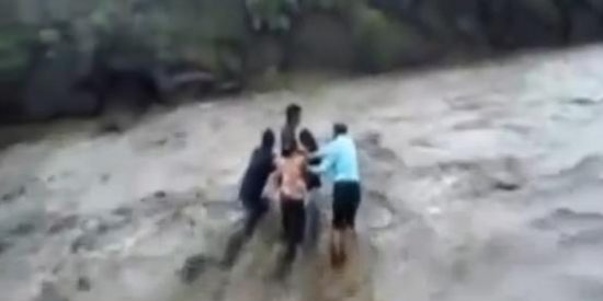 El escalofriante v&iacute;deo de c&oacute;mo se ahoga toda una familia en un r&iacute;o