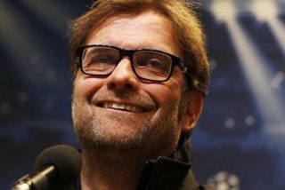 Niega dirigir al Barcelona y al United