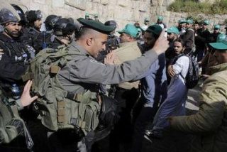 Palestinos y polic&iacute;as israel&iacute;es se enfrentan en Jerusal&eacute;n