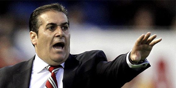 &iexcl;Ser&aacute; destitu&iacute;do si pierde el pr&oacute;ximo partido!