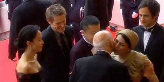 Ir&aacute;n pide flagelar en p&uacute;blico a una actriz por dar un beso en una mejilla en Cannes