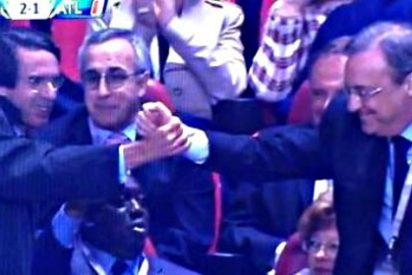 Florentino P&eacute;rez y Aznar celebran juntos llenos de j&uacute;bilo el gol de Gareth Bale