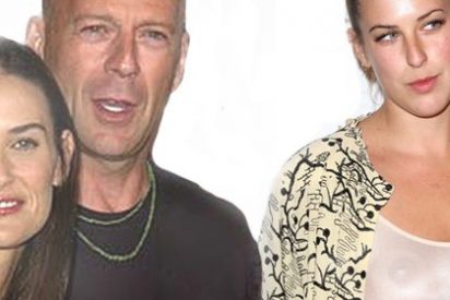 La hija de Demi Moore ense&ntilde;a sus preciosos pechos en la calle