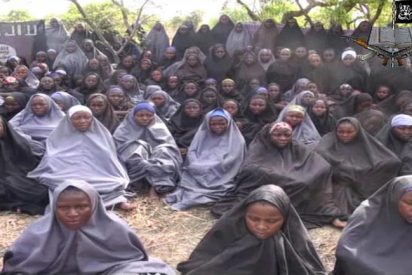 El grupo islamista asegura que las chicas se han convertido al Islam